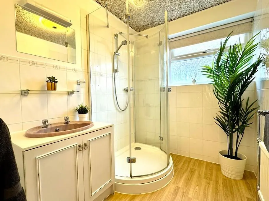 Spectacular Seaview - Beach House - 2Br - Sleeps 6 Bournemouth