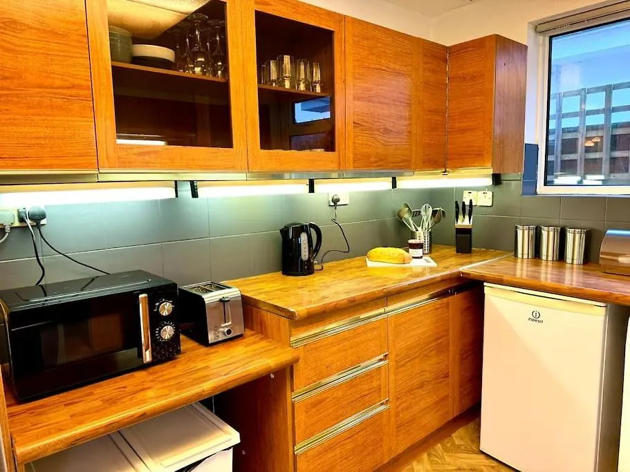 Spectacular Seaview - Beach House - 2Br - Sleeps 6 Bournemouth 0*,